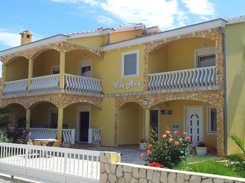 Apartments Vila Ana Vir Εξωτερικό φωτογραφία