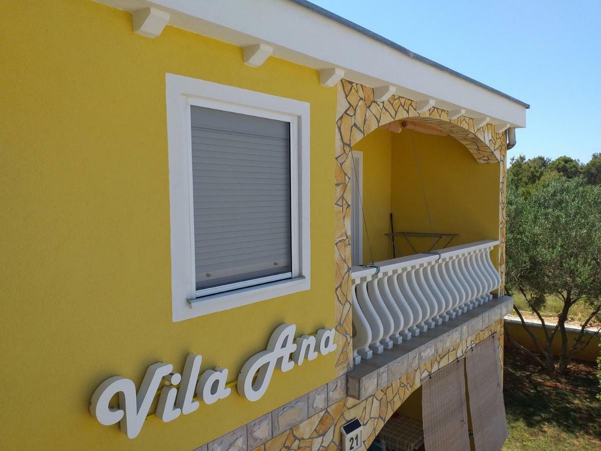 Apartments Vila Ana Vir Εξωτερικό φωτογραφία