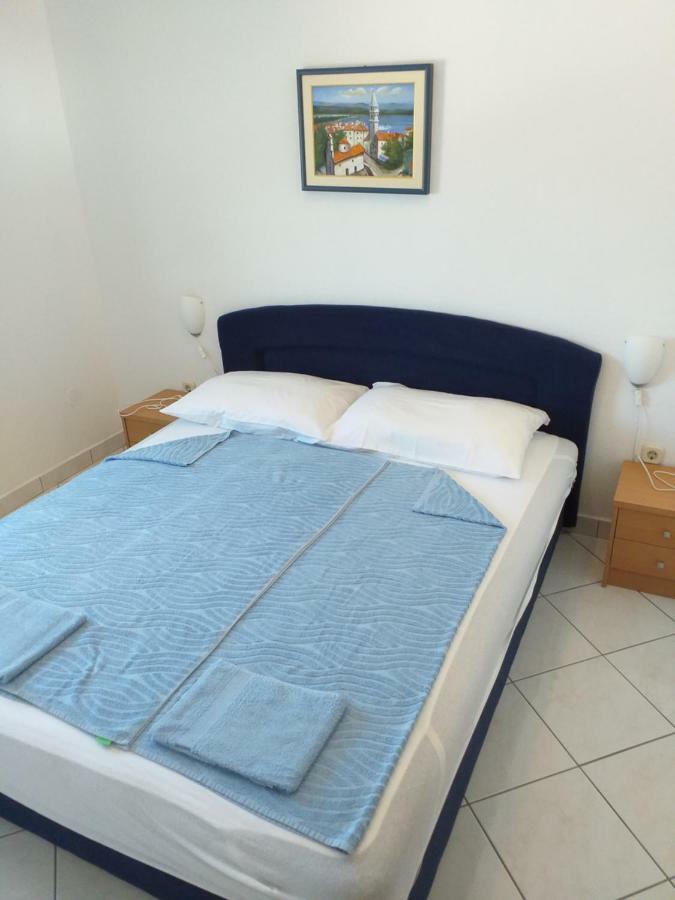 Apartments Vila Ana Vir Εξωτερικό φωτογραφία