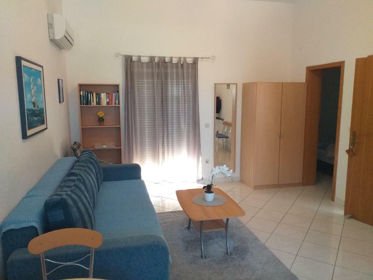 Apartments Vila Ana Vir Εξωτερικό φωτογραφία